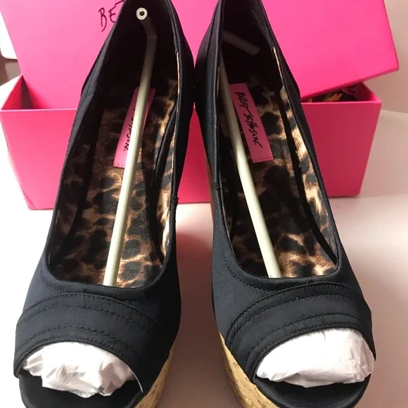 Betsey Johnson platform wedge heels rose rockabilly pinup peep toe vintage shoes